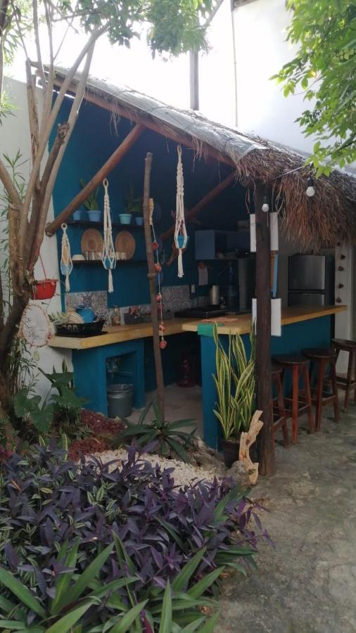 Hostal Jardin Mahahual Exterior photo